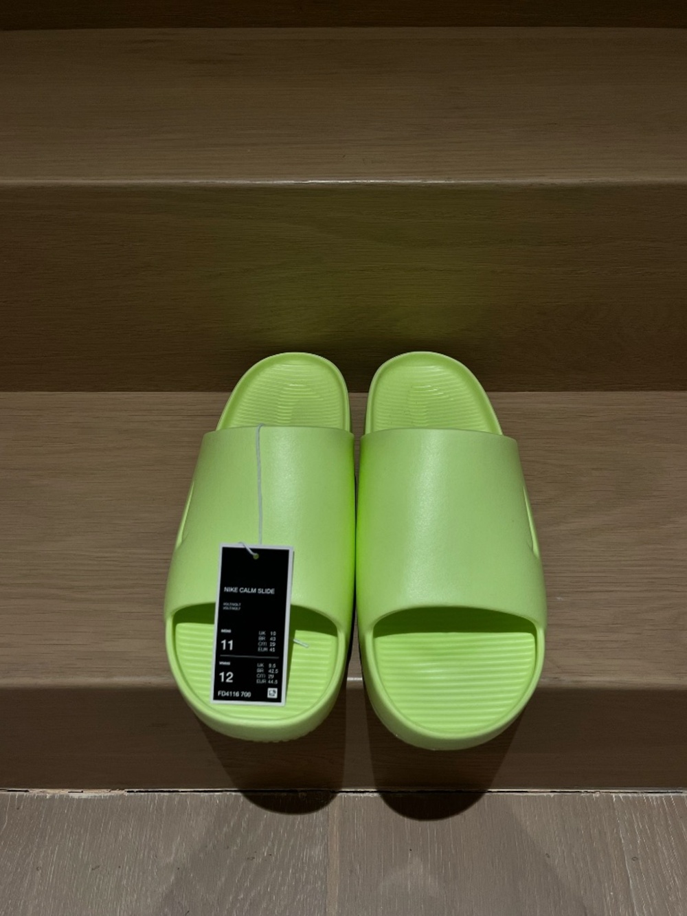 Nike Calm Slide - Picture 2 of 4